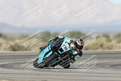 media/Jan-15-2026-Racers Edge (Thu) [[dfebeb70ab]]/2-A Group/Session 3 (Turn 16)/